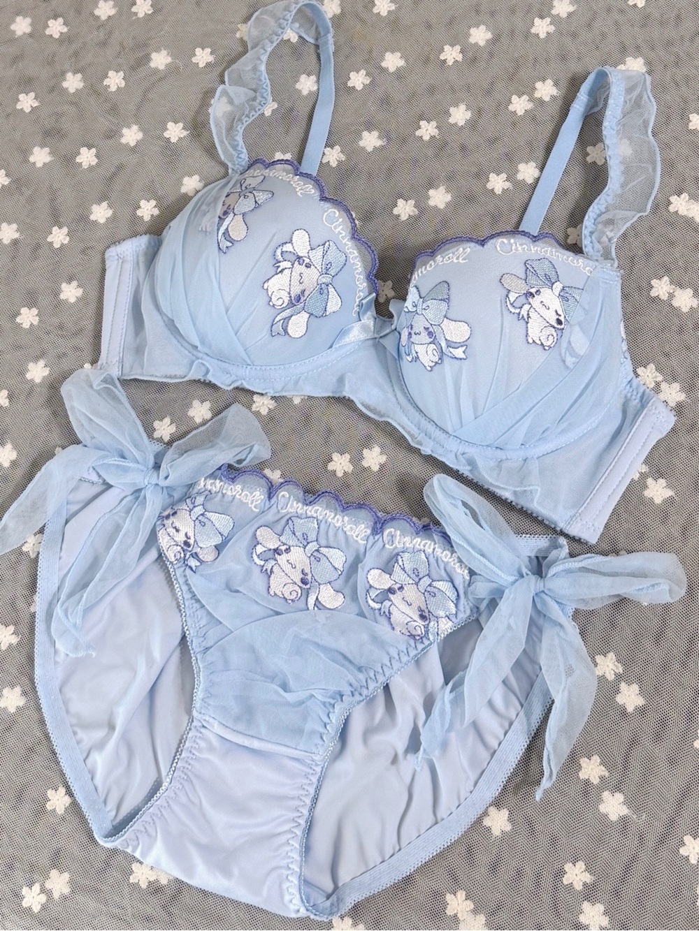 Sanrio Cinnamoroll Japanese Authentic Embroidery Ruffle Wireless Bra & Panty Set